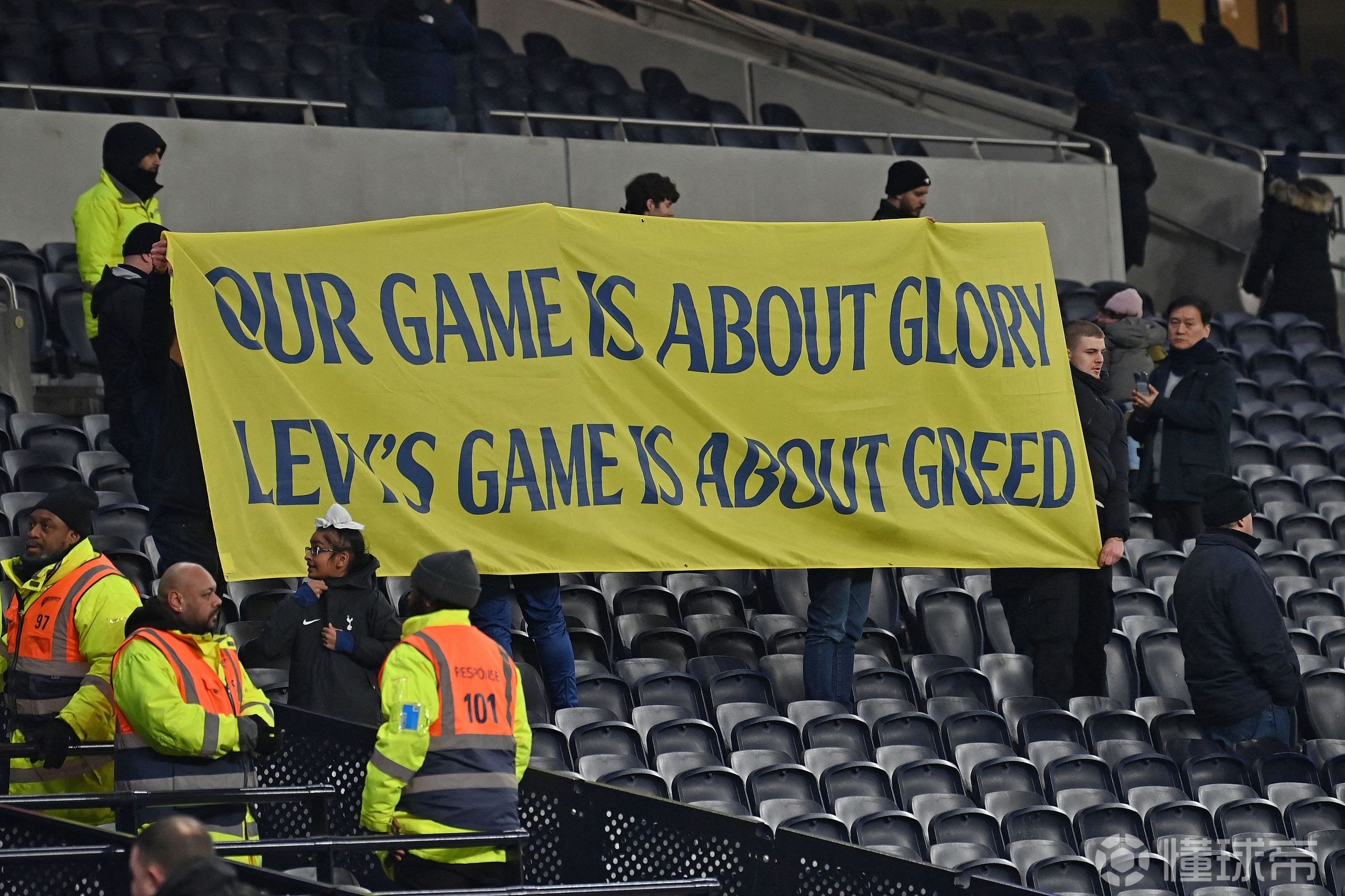 爱游戏 -赛地聚焦——德国杯加时末段热度飙升，浙江稠州止住颓势，气氛紧张，临场指挥获称赞的简单介绍